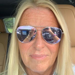 Meet your Posher, Cindy